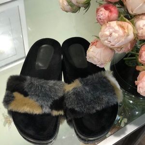 Zara Contrast Black Velvet & Faux Fur Slides Sz 7